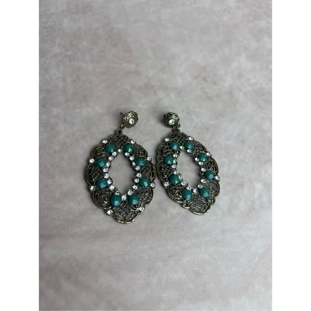 Vintage Turquoise and Gold Tone Earrings 1970s